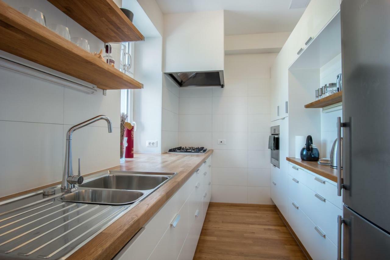 Luxury Central Apartment Любляна Экстерьер фото