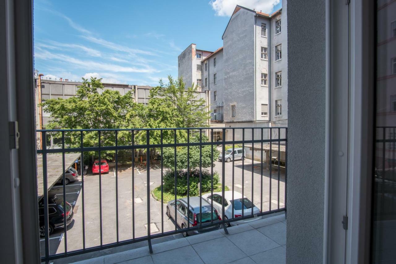 Luxury Central Apartment Любляна Экстерьер фото