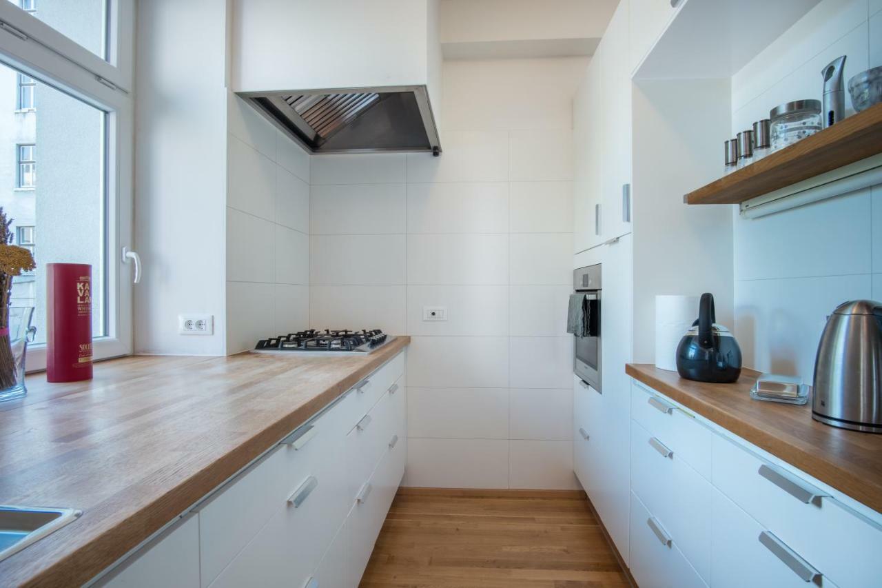 Luxury Central Apartment Любляна Экстерьер фото