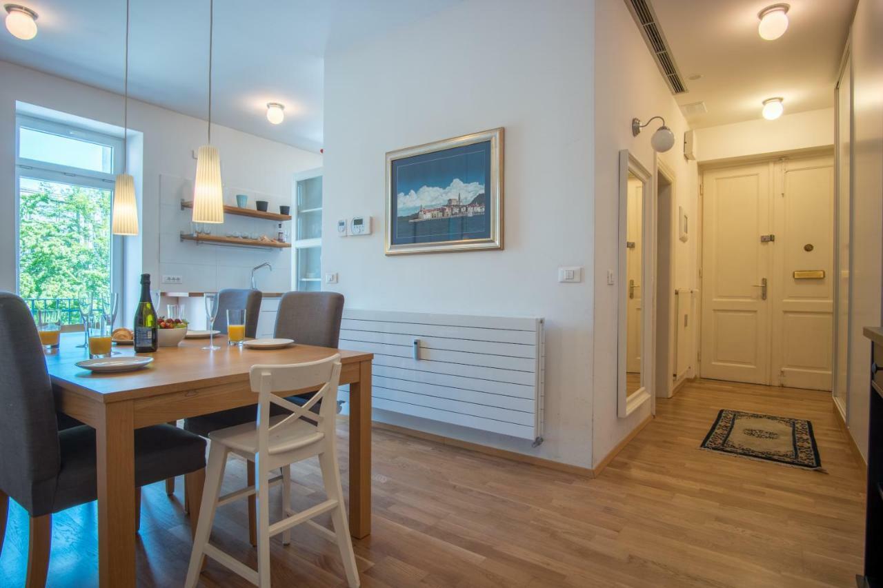 Luxury Central Apartment Любляна Экстерьер фото